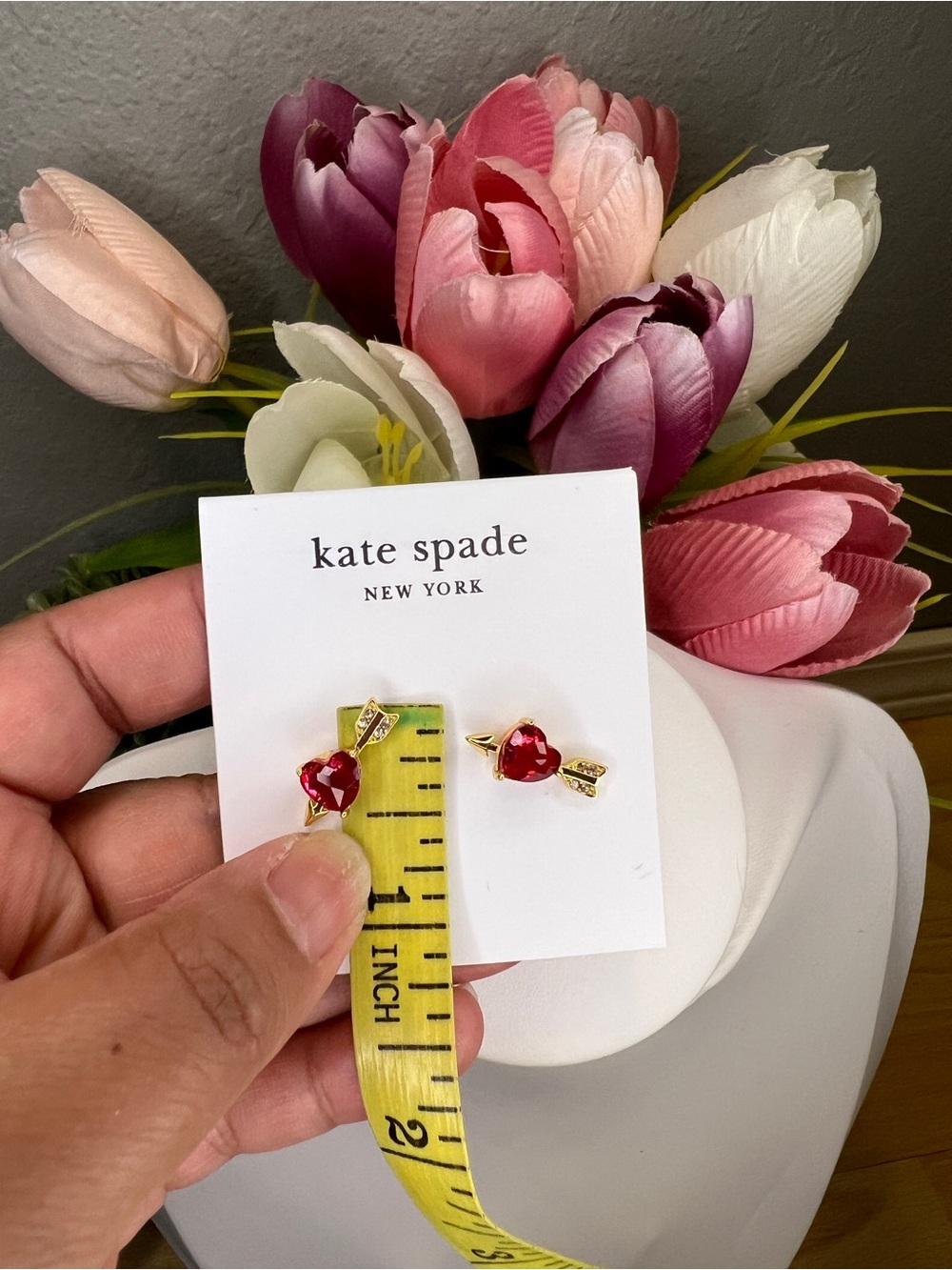 Kate Spade Red Heart Arrow - Picture 5 of 5